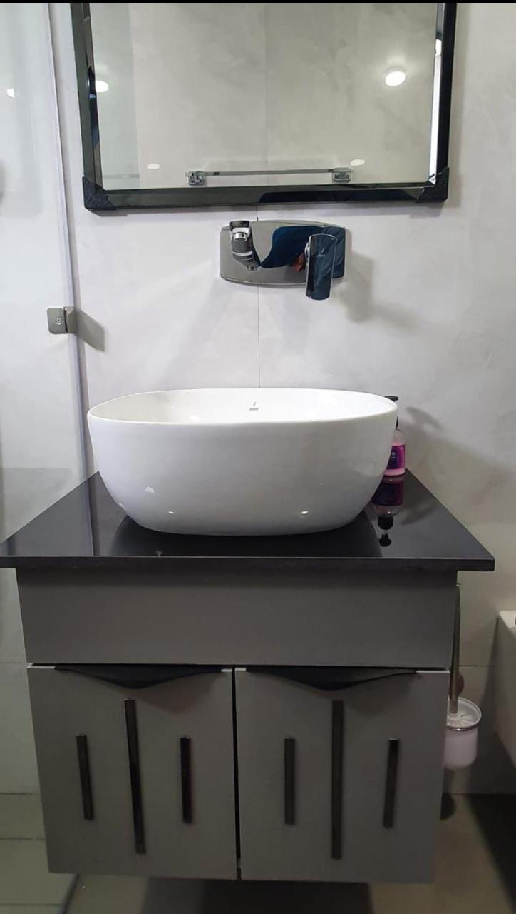 Hdhmr Vanity 24''wh (granito)